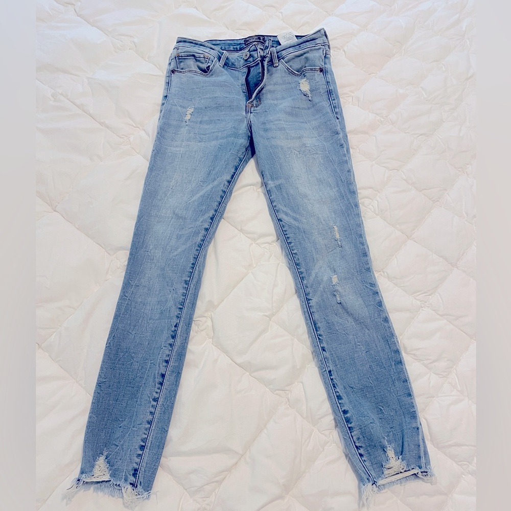 Abercrombie Mid Rise Super Skinny Ankle Jeans